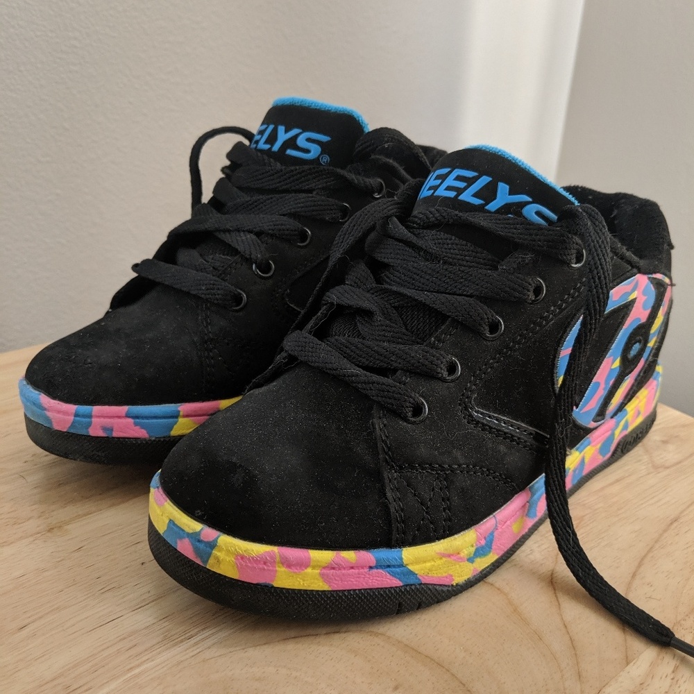 Like new Heelys